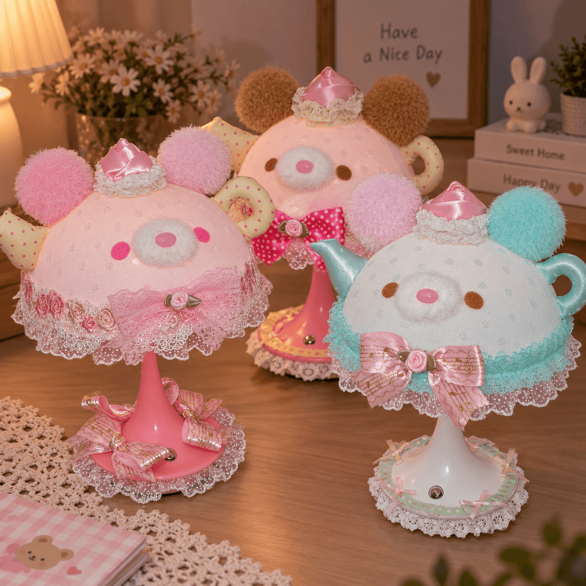 Cute Bear Teapot Night Light Table Lamp – Handmade Vintage-Style Decorative Lamp with Lovely Lace Details